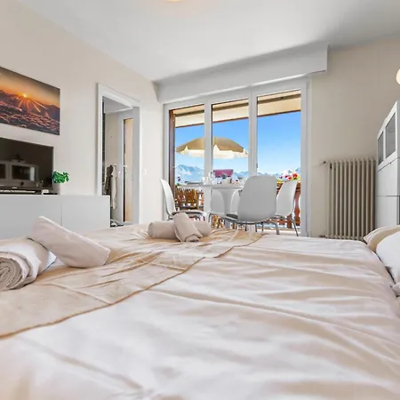 דירה Charmant Studio Avec Superbe Vue Et Balcon
