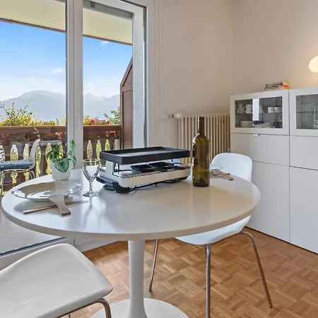 דירה Charmant Studio Avec Superbe Vue Et Balcon קראנס-מונטנה