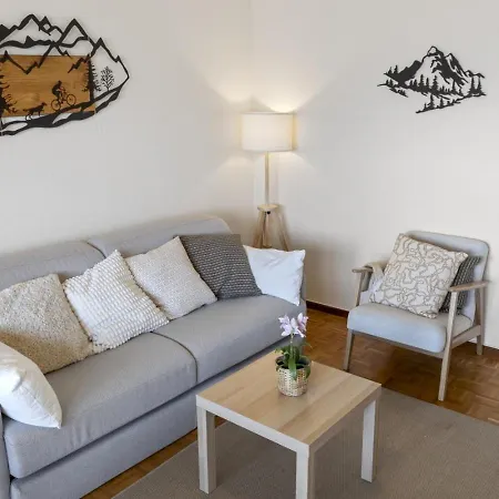 Avec Superbe Vue Et Balcon Appartamento Crans-Montana